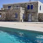 Nikoramavilla Paros With Swimming Poll And Bbq For 21 Guests * Piso Livadi