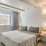 Nikoramavilla Paros With Swimming Poll And Bbq For 21 Guests * Piso Livadi