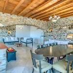 Willa Nikoramavilla Paros With Swimming Poll And Bbq For 21 Guests Piso Livadi