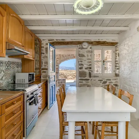 ヴィラ Nikoramavilla Paros With Swimming Poll And Bbq For 21 Guests ピソ ・リバディ