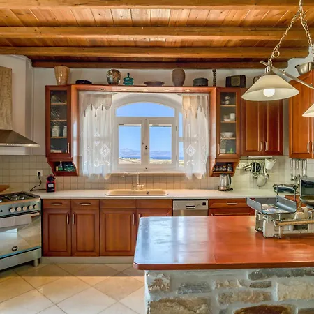 Nikoramavilla Paros With Swimming Poll And Bbq For 21 Guests ヴィラ