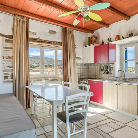 Nikoramavilla Paros With Swimming Poll And Bbq For 21 Guests * ピソ ・リバディ