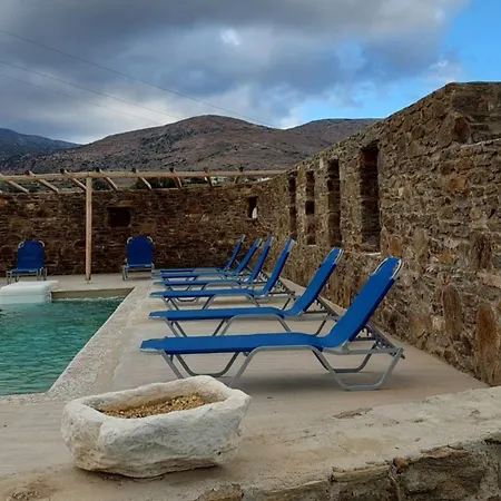 Nikoramavilla Paros With Swimming Poll And Bbq For 21 Guests ヴィラ ピソ ・リバディ